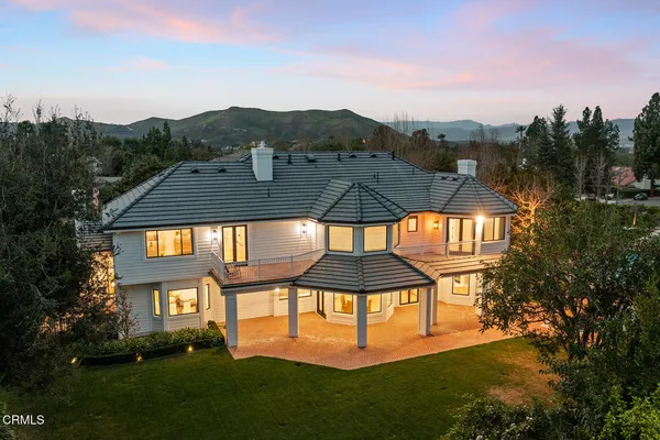 $3,999,999 | 550 Unique Lane, Simi Valley, CA 93065