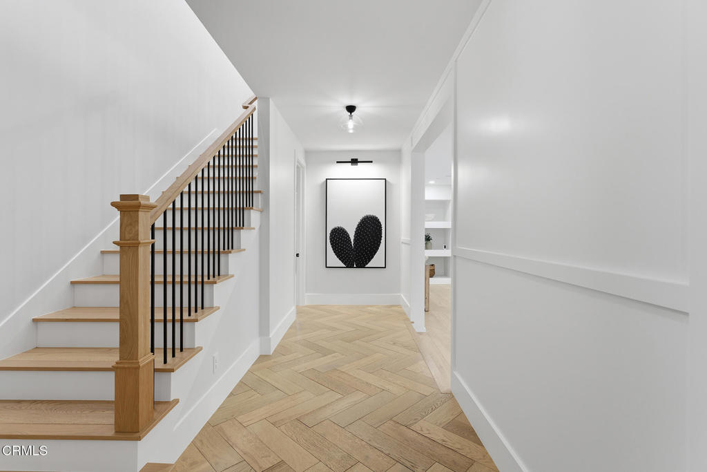 550 Unique Lane Simi Valley, CA 93065 - Photo 22 of 54