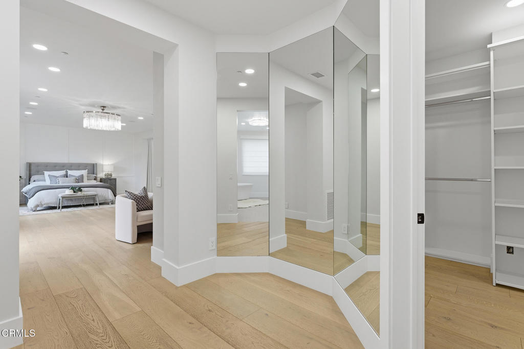 550 Unique Lane Simi Valley, CA 93065 - Photo 27 of 54