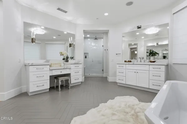 $3,999,999 | 550 Unique Lane, Simi Valley, CA 93065