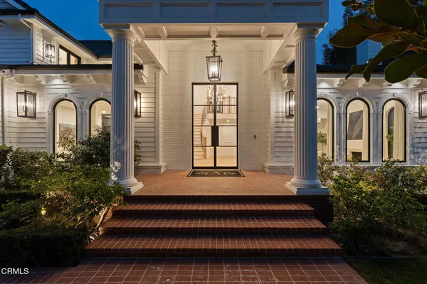 $3,999,999 | 550 Unique Lane, Simi Valley, CA 93065