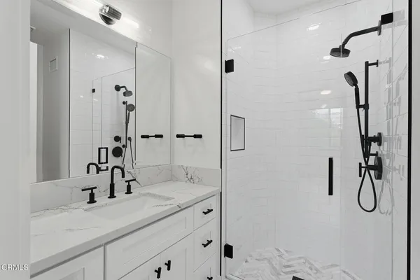 $3,999,999 | 550 Unique Lane, Simi Valley, CA 93065