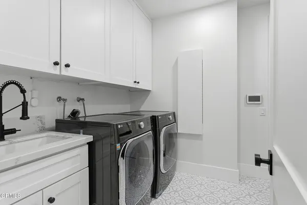 $3,999,999 | 550 Unique Lane, Simi Valley, CA 93065