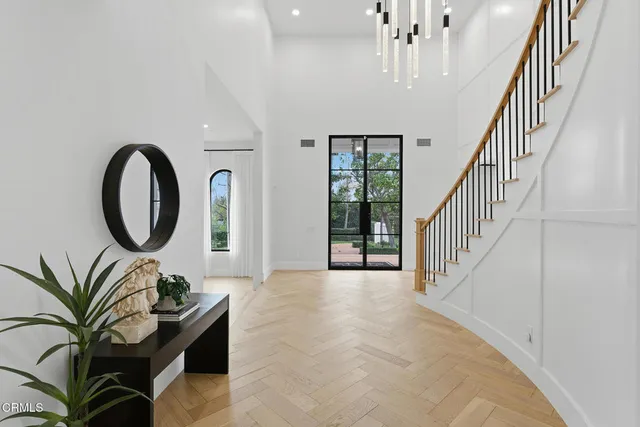 $3,999,999 | 550 Unique Lane, Simi Valley, CA 93065