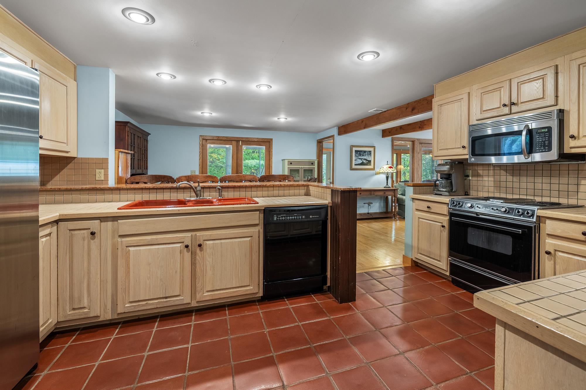 6 Old Ridge Road Winhall, VT 05340 - Photo 8 of 39