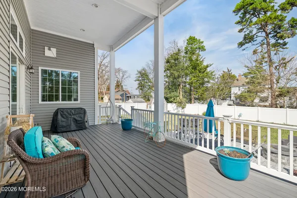 $1,260,000 | 814 Lincoln Avenue, Pine Beach, NJ 08741