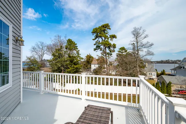 $1,260,000 | 814 Lincoln Avenue, Pine Beach, NJ 08741