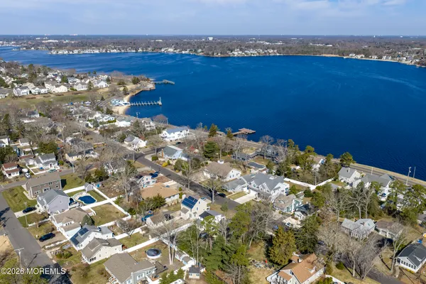 $1,260,000 | 814 Lincoln Avenue, Pine Beach, NJ 08741