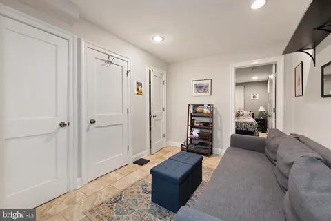 $925,000 | 330 U Street Northwest, Washington, DC 20001