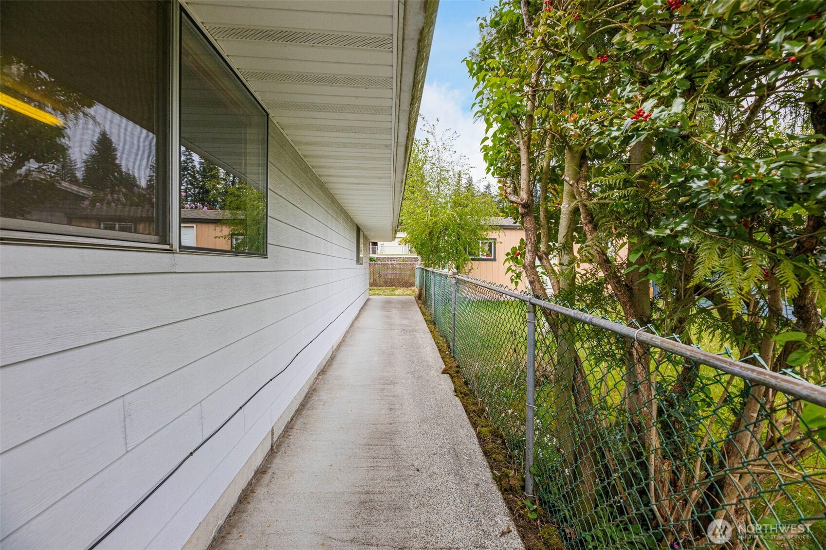 7304 Beverly Boulevard Everett, WA 98203 - Photo 28 of 38 a view of balcony with outdoor space