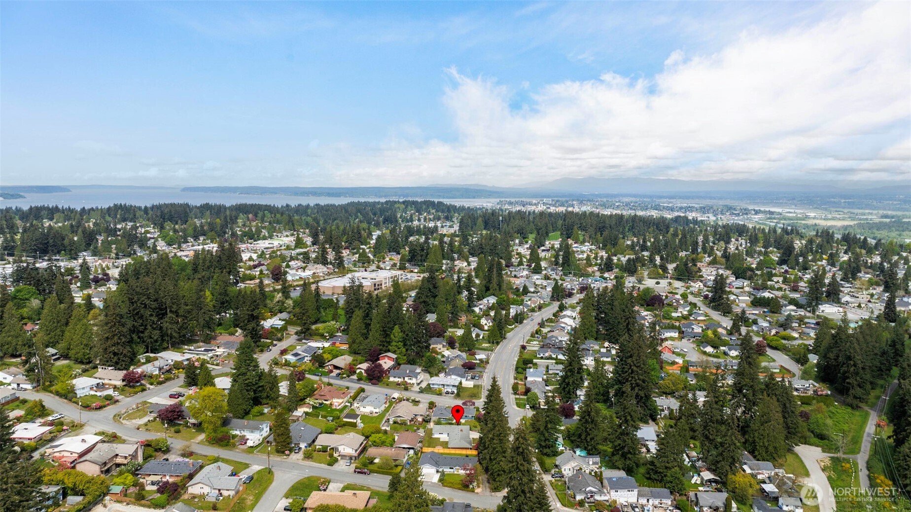 7304 Beverly Boulevard Everett, WA 98203 - Photo 36 of 38 an aerial view of multiple house