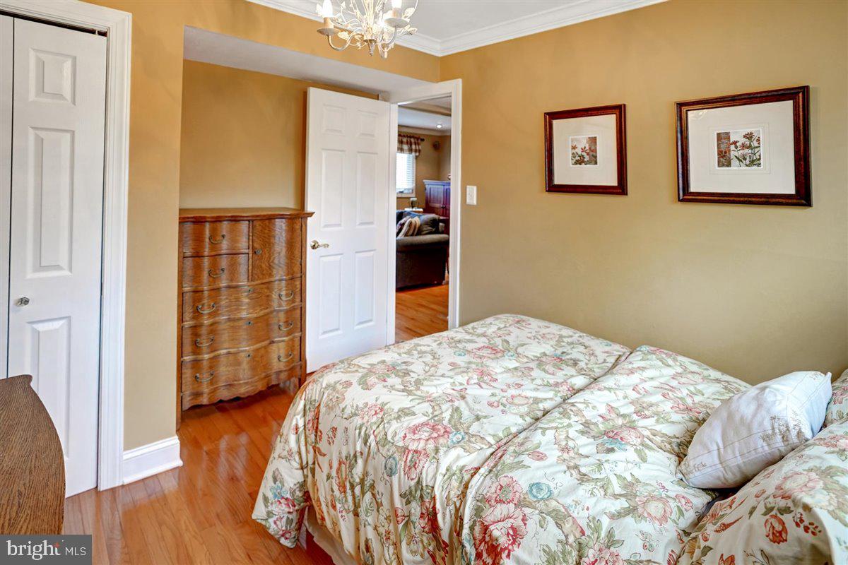 8 Barnett Road Lawrence Township, NJ 08648 - Photo 16 of 33 Gallery Image 16