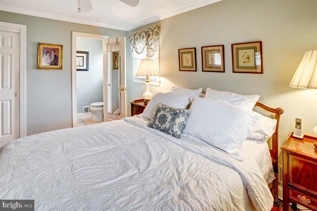 8 Barnett Road Lawrence Township, NJ 08648 - Photo 23 of 33 Gallery Image 23