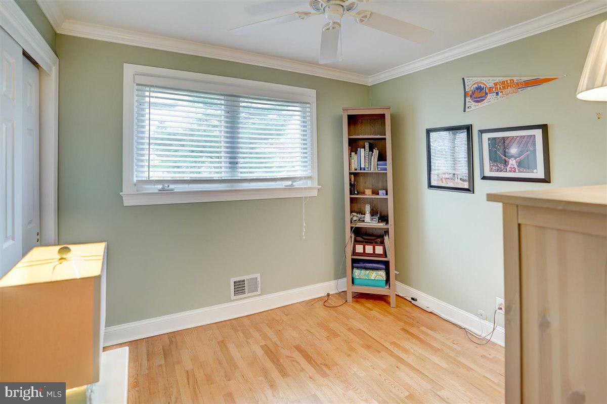 8 Barnett Road Lawrence Township, NJ 08648 - Photo 28 of 33 Third bedroom