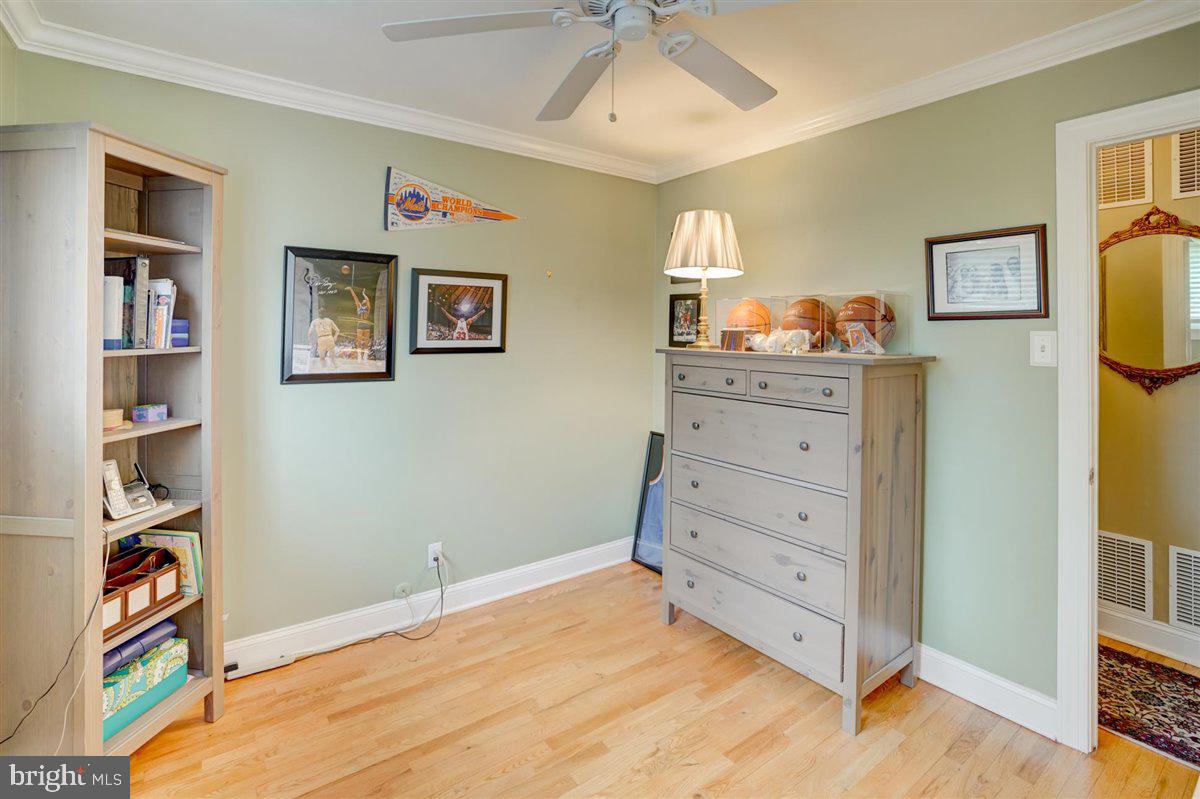 8 Barnett Road Lawrence Township, NJ 08648 - Photo 29 of 33 Gallery Image 29
