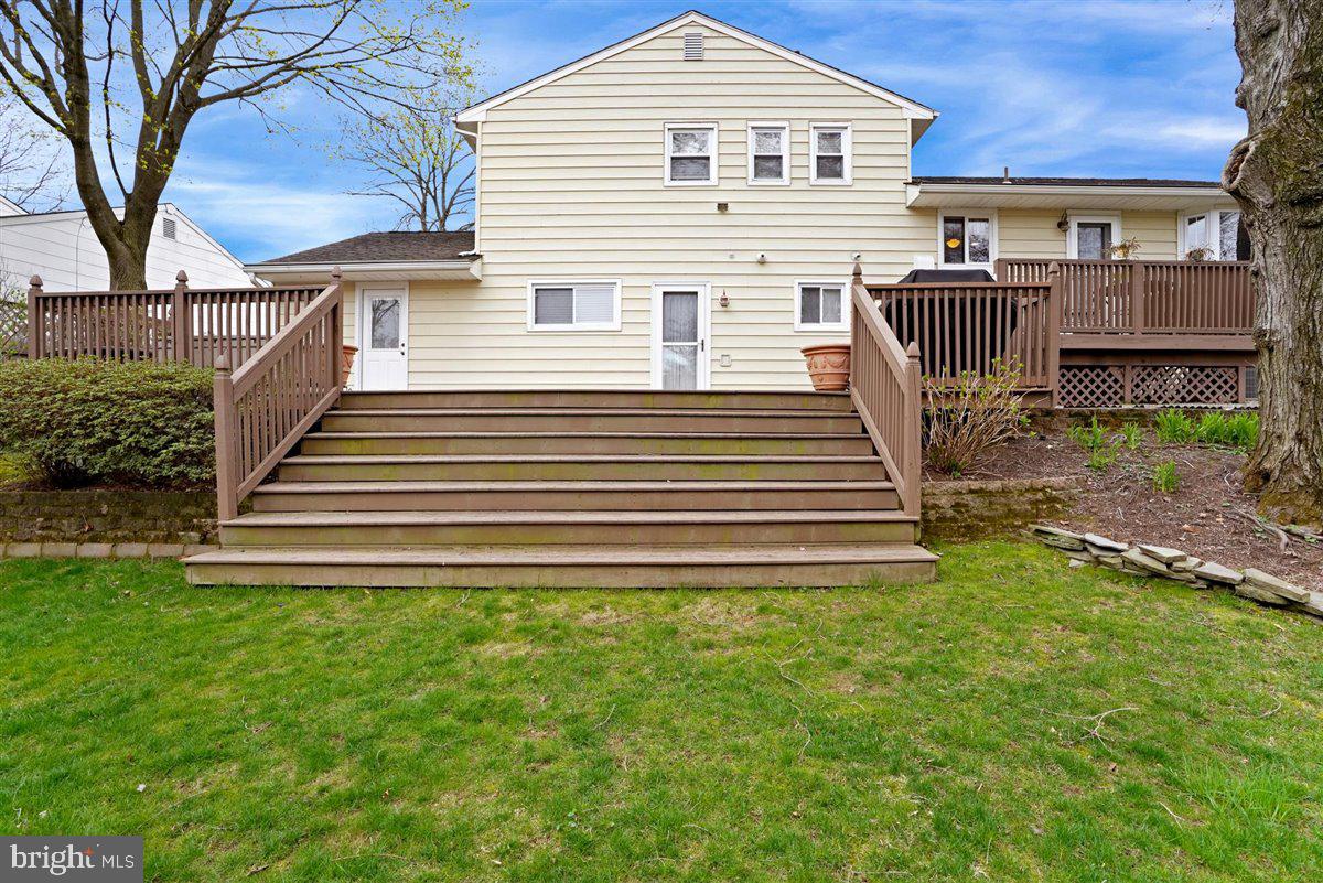 8 Barnett Road Lawrence Township, NJ 08648 - Photo 31 of 33 Gallery Image 31