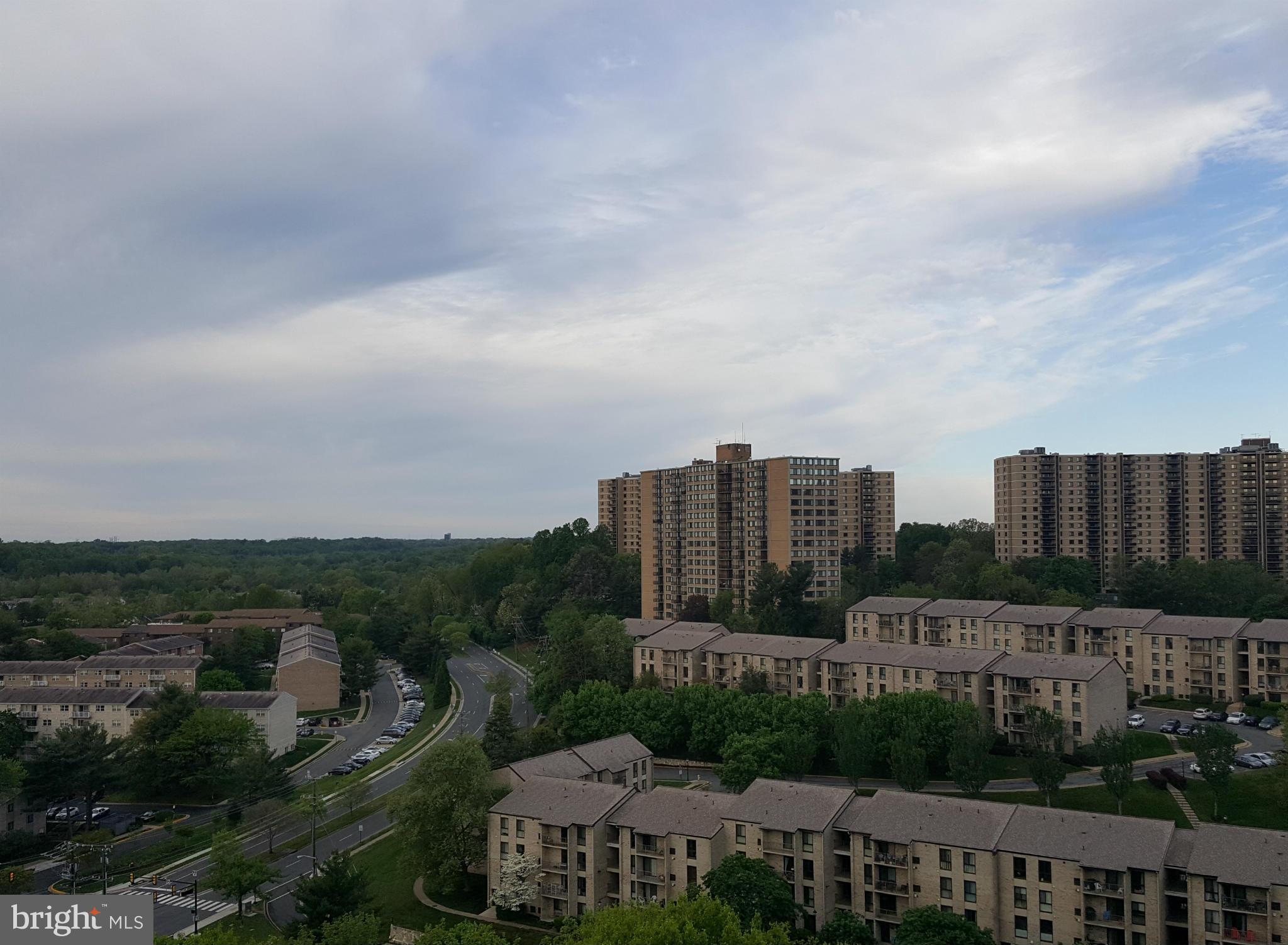 6101 Edsall Road, Unit 1506 Alexandria, VA 22304 - Photo 1 of 26 a view of a city