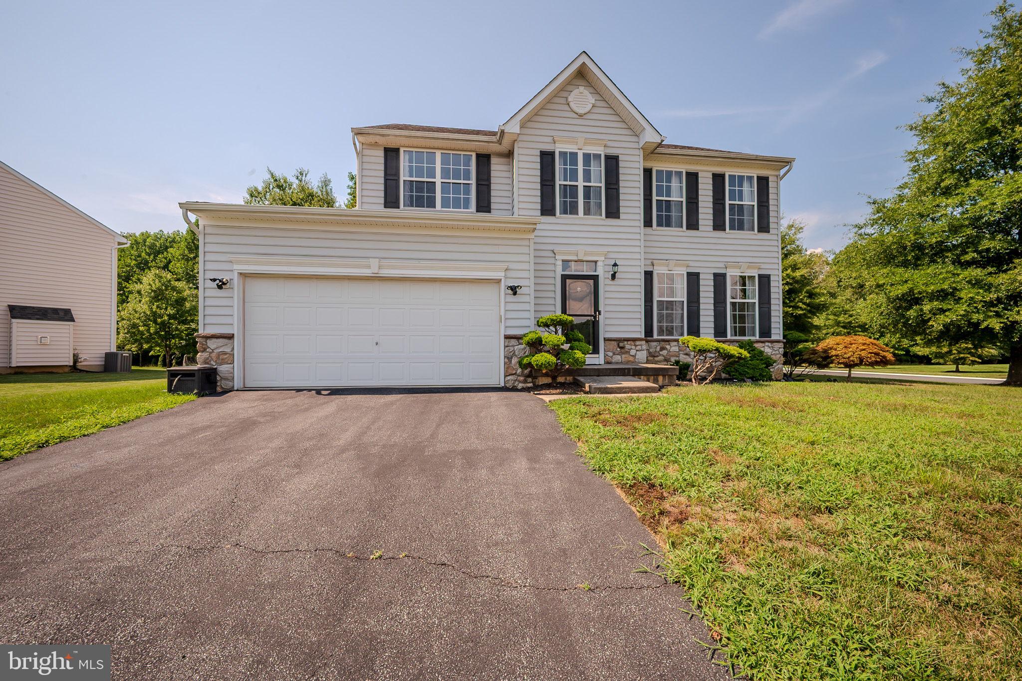 233 Foxglove Loop Bear, DE 19701 - Photo 1 of 48