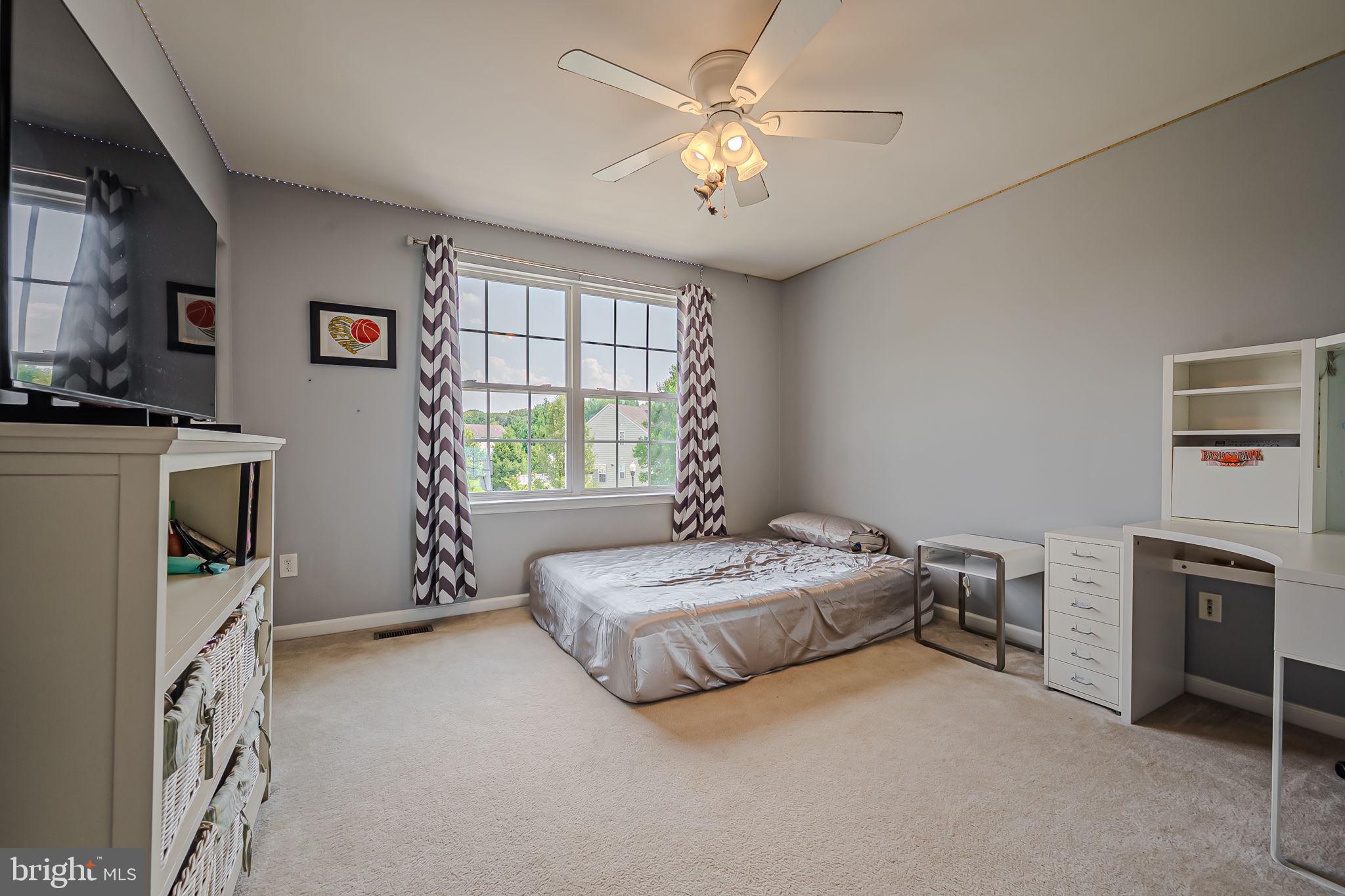 233 Foxglove Loop Bear, DE 19701 - Photo 40 of 48