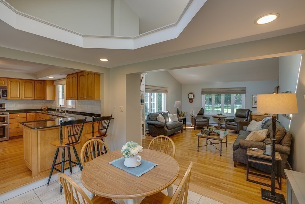 16 Gelding Road Chelmsford, MA 01824 - Photo 12 of 37 Gallery Image 12