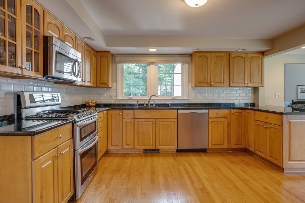 16 Gelding Road Chelmsford, MA 01824 - Photo 16 of 37 Gallery Image 16