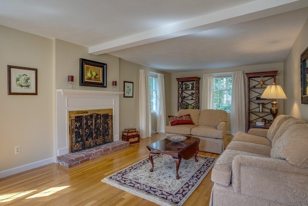 16 Gelding Road Chelmsford, MA 01824 - Photo 20 of 37 Gallery Image 20