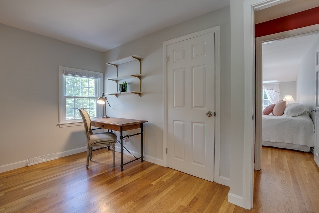 16 Gelding Road Chelmsford, MA 01824 - Photo 31 of 37 Gallery Image 31