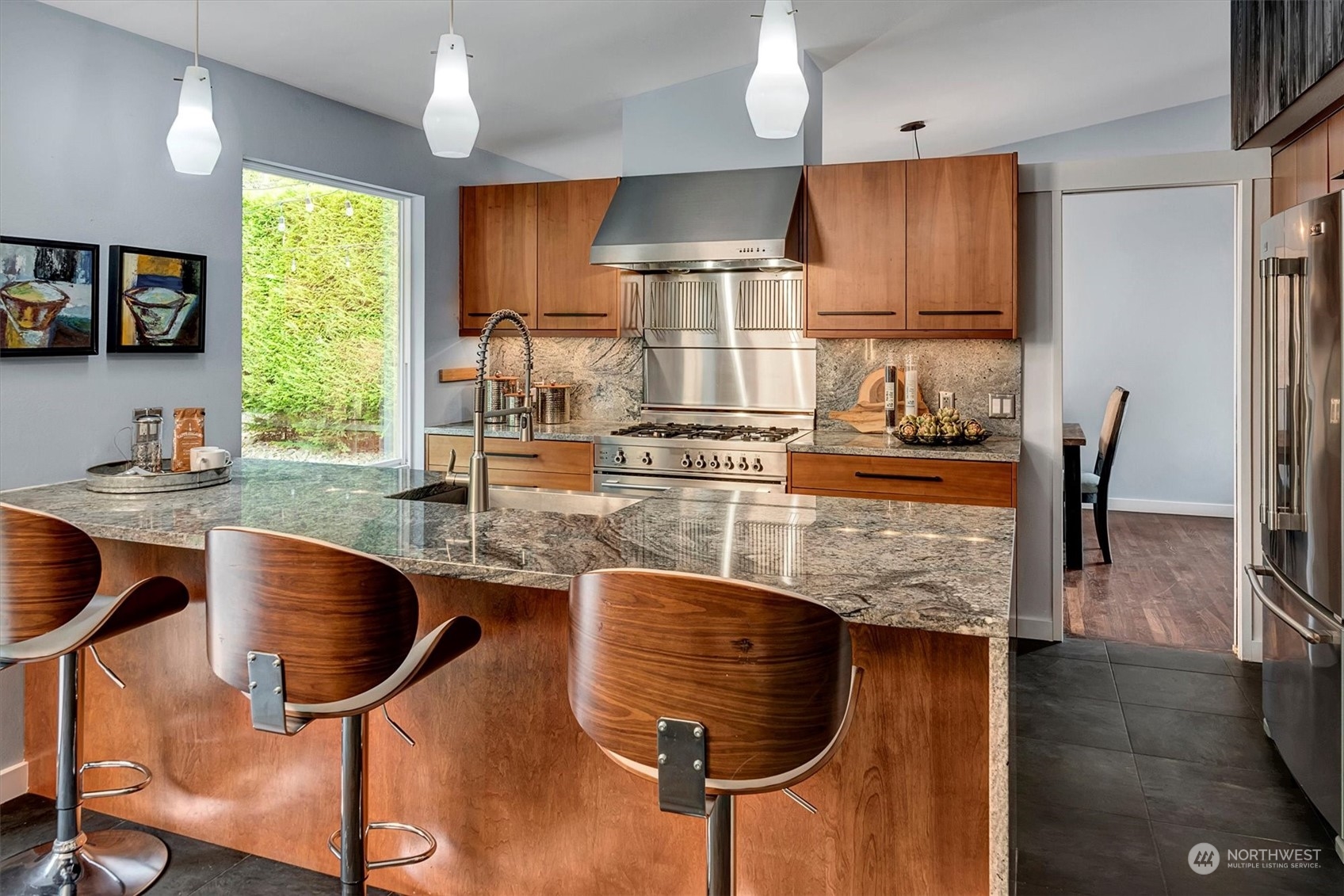 511 Seneca Avenue Northwest Renton, WA 98057 - Photo 11 of 33 Gallery Image 11