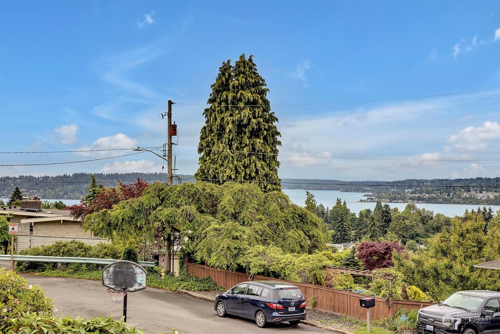 511 Seneca Avenue Northwest Renton, WA 98057 - Photo 32 of 33 Gallery Image 32