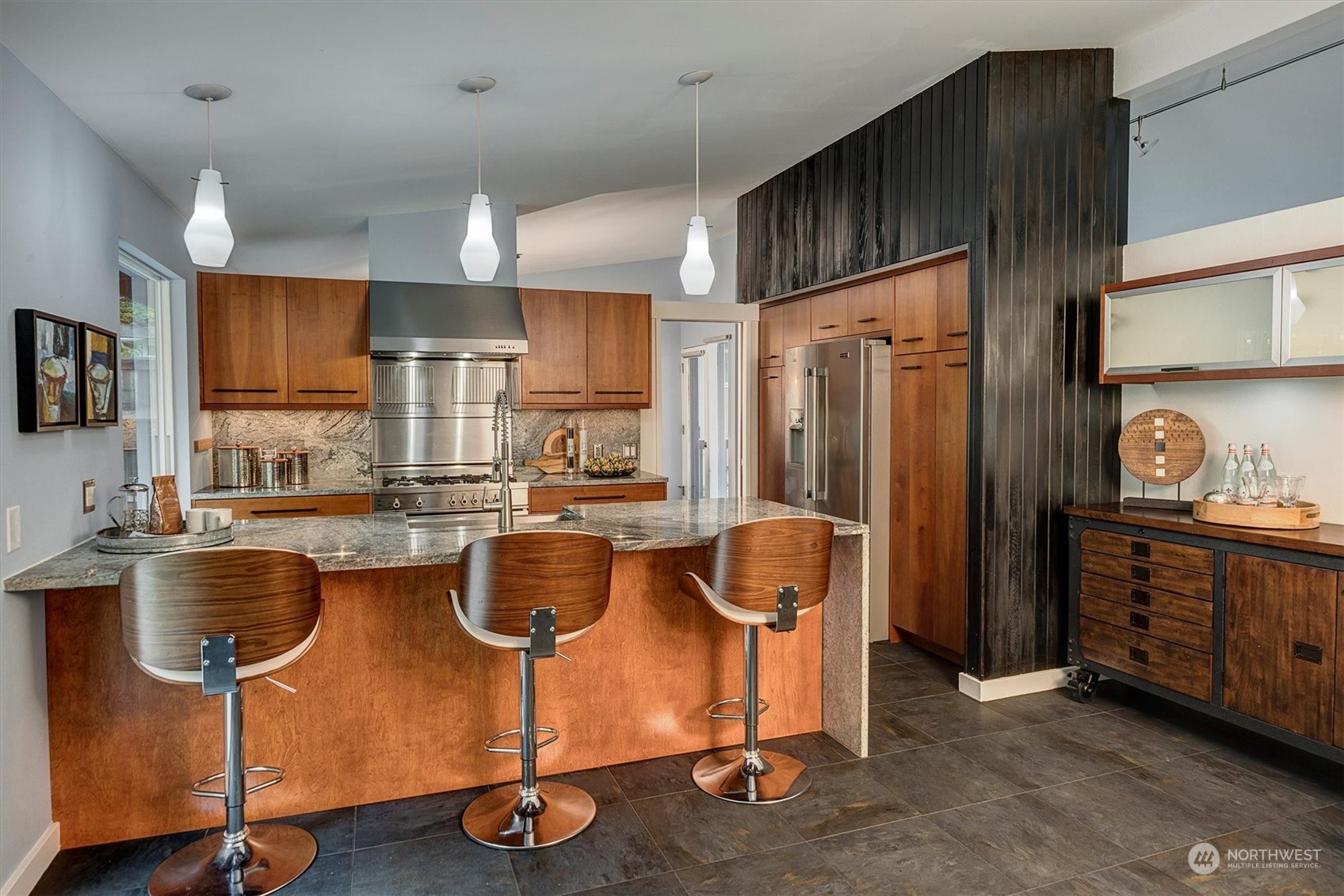 511 Seneca Avenue Northwest Renton, WA 98057 - Photo 10 of 33 Gallery Image 10