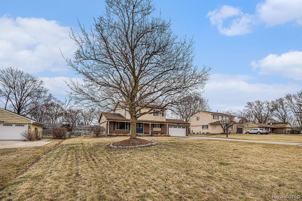 22532 Meadowbrook Road Novi, MI 48375 - Photo 3 of 39