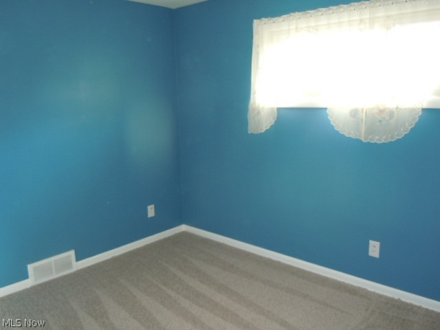 6837 Revere Road Cleveland, OH 44130 - Photo 13 of 19 Gallery Image 13