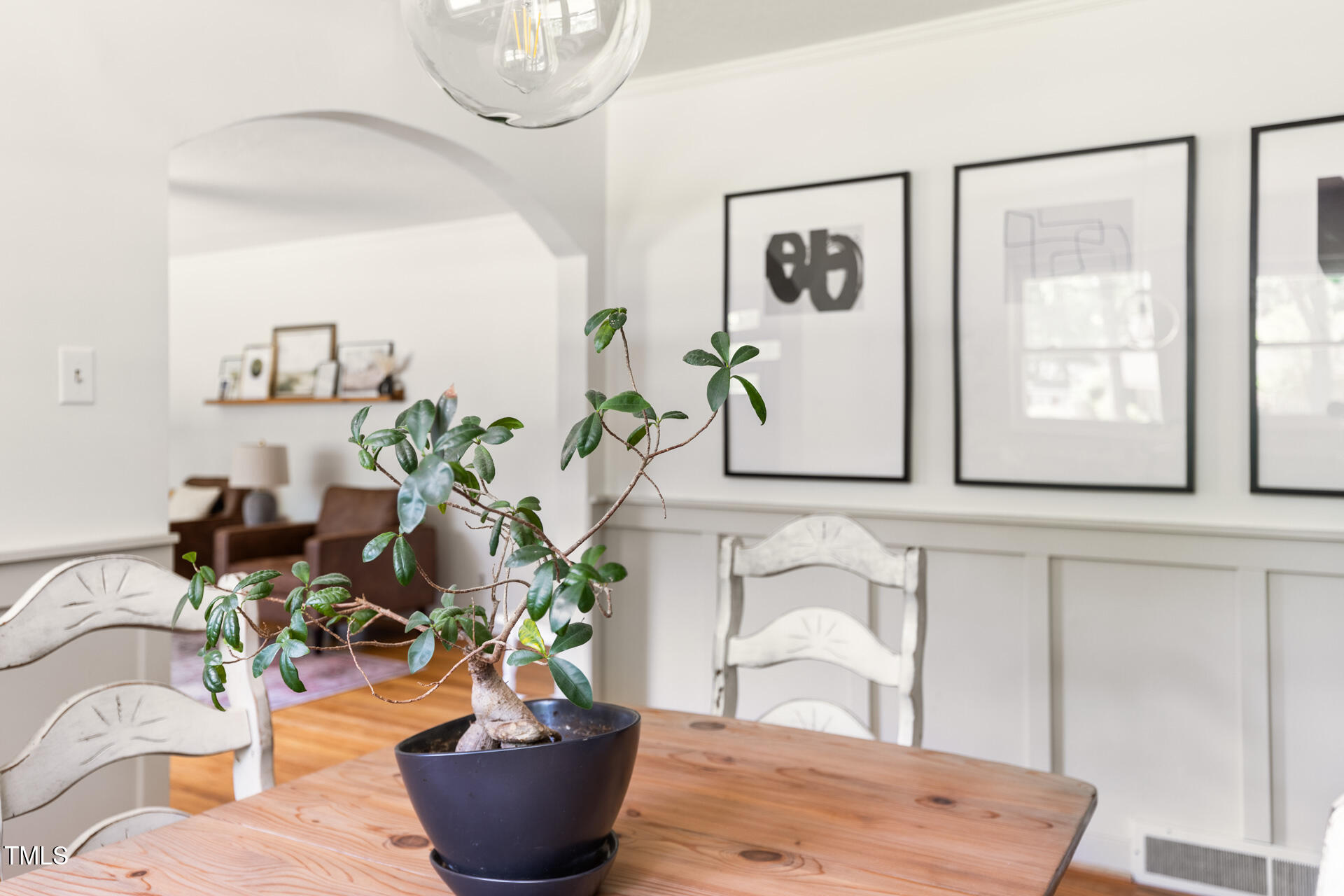 2702 Richwood Road Durham, NC 27705 - Photo 21 of 47 a living room with furniture and a potted plant