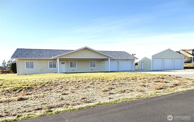 $525,000 | 5 Red Apple Drive, Omak, WA 98841