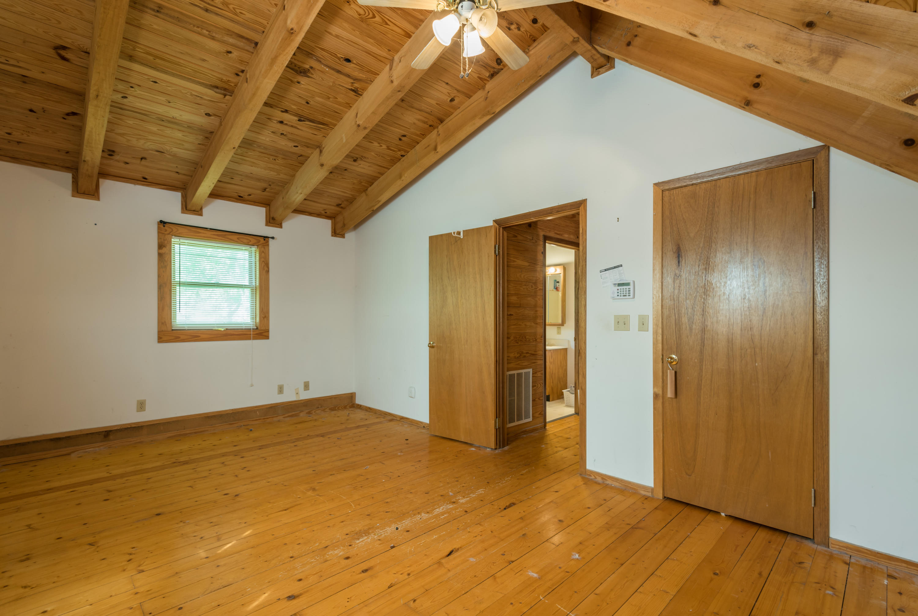 3545 Williams Mill Road Rockford, TN 37853 - Photo 19 of 35 Upstairs Bedroom