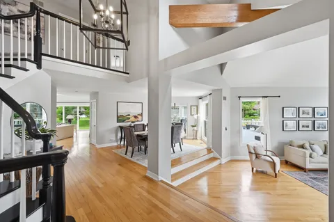 $779,000 | 1500 Pine View Court, Darien, IL 60561