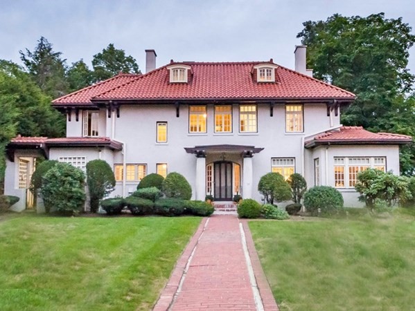 34 Everett Avenue Winchester, MA 01890 - Photo 1 of 42