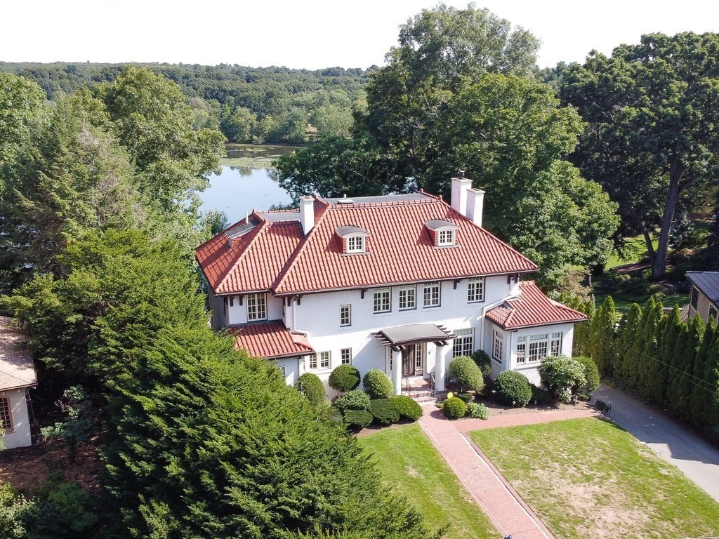 34 Everett Avenue Winchester, MA 01890 - Photo 2 of 42