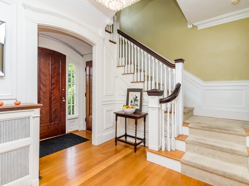 34 Everett Avenue Winchester, MA 01890 - Photo 7 of 42