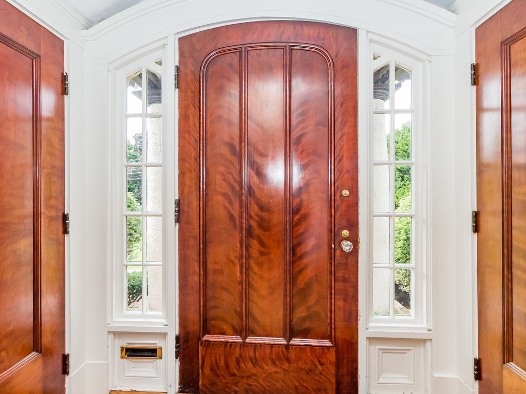 34 Everett Avenue Winchester, MA 01890 - Photo 8 of 42