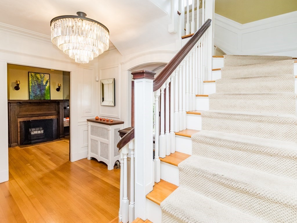 34 Everett Avenue Winchester, MA 01890 - Photo 9 of 42