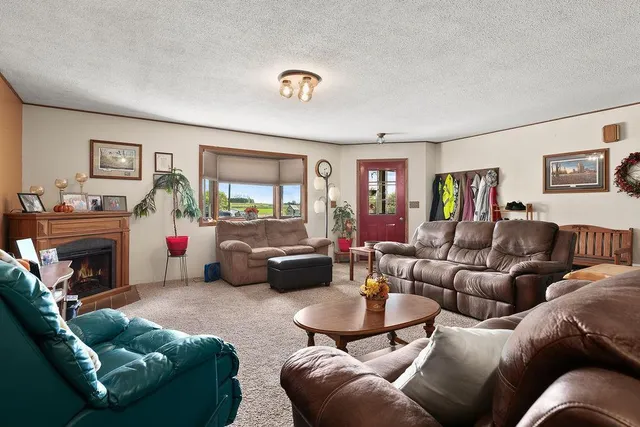 $410,000 | 25723 103rd Street, Pierz, MN 56364