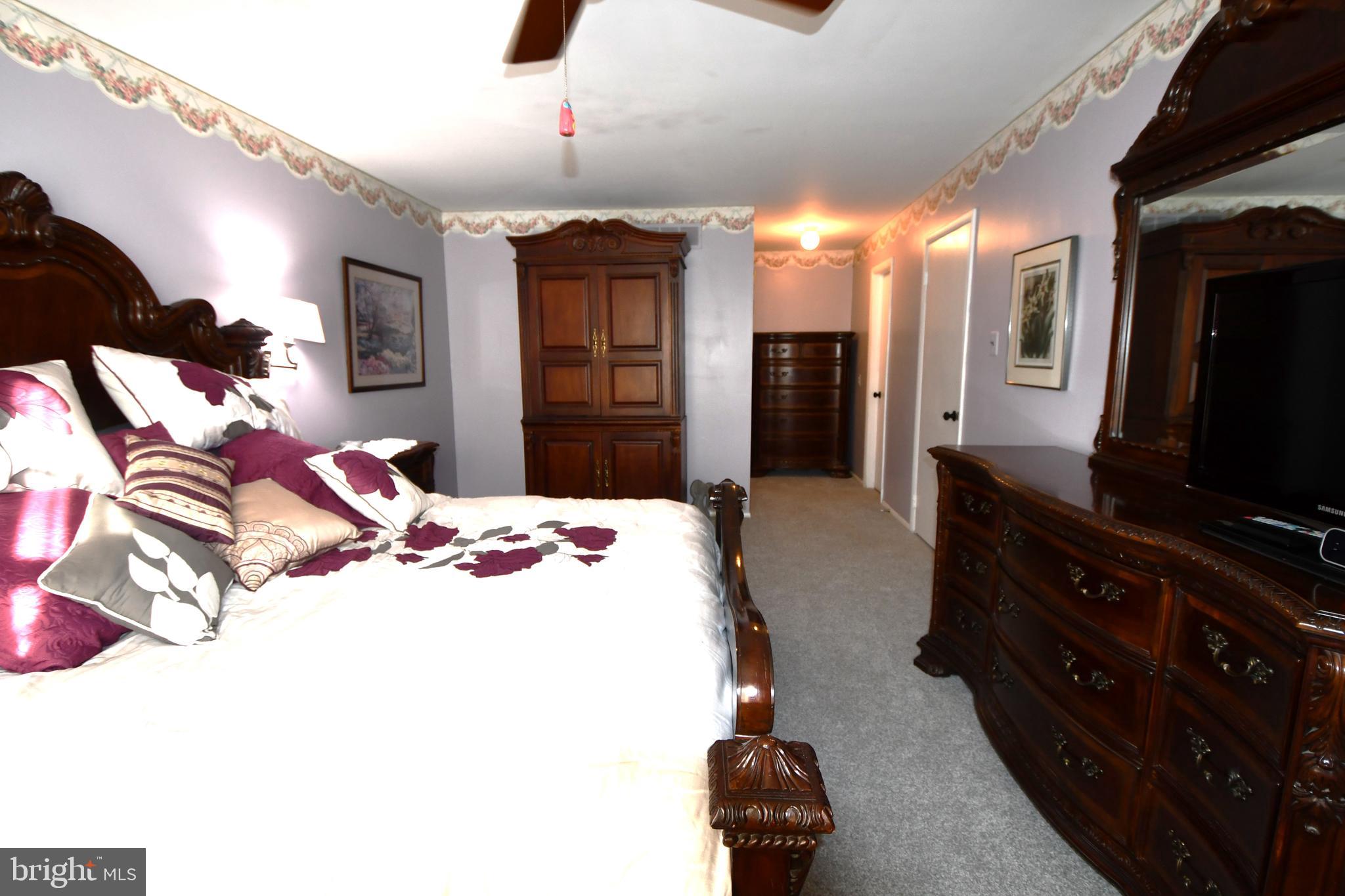 1434 Woodview Road Yardley, PA 19067 - Photo 23 of 37 Gallery Image 23