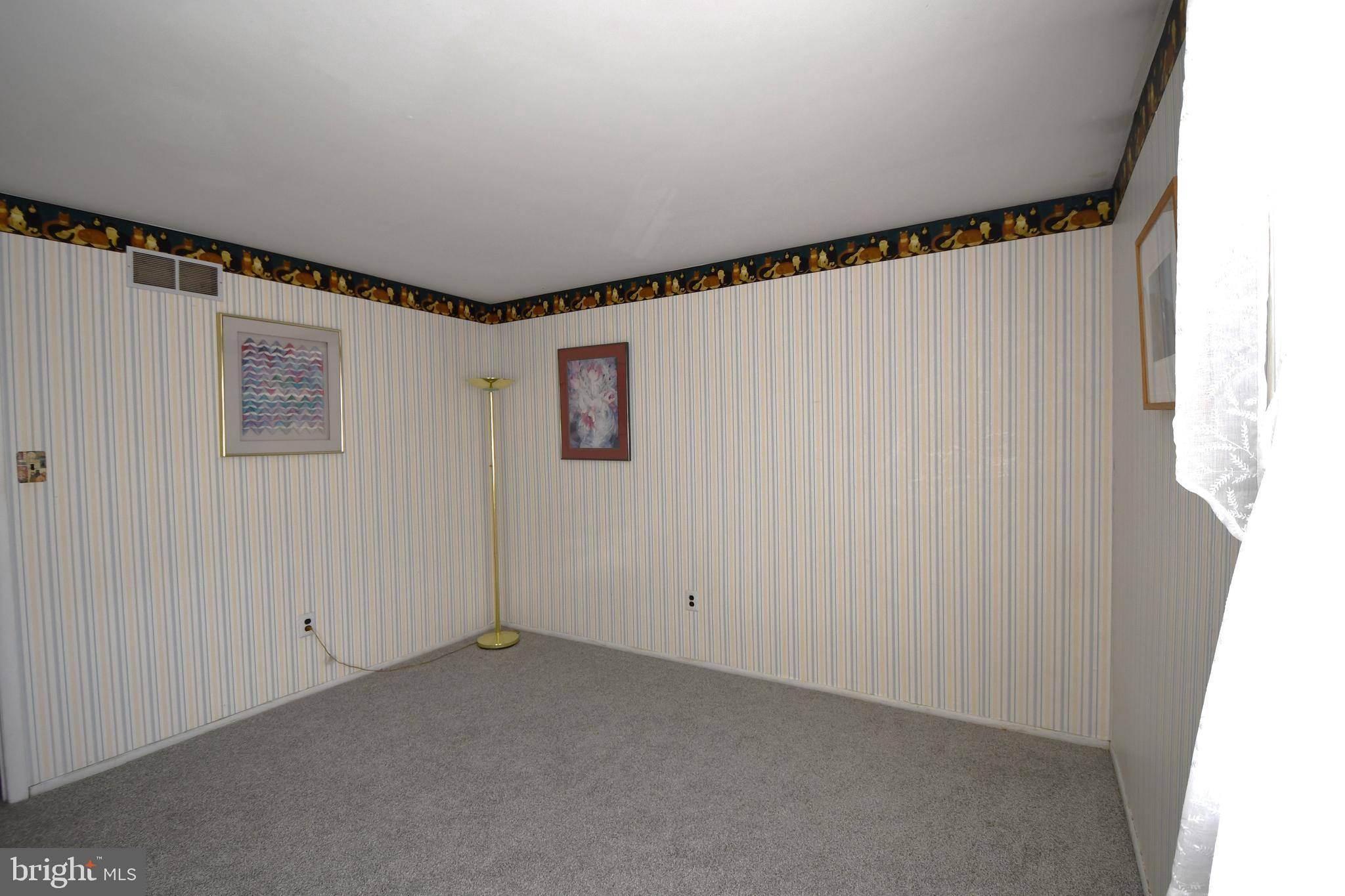 1434 Woodview Road Yardley, PA 19067 - Photo 27 of 37 2nd bedroom