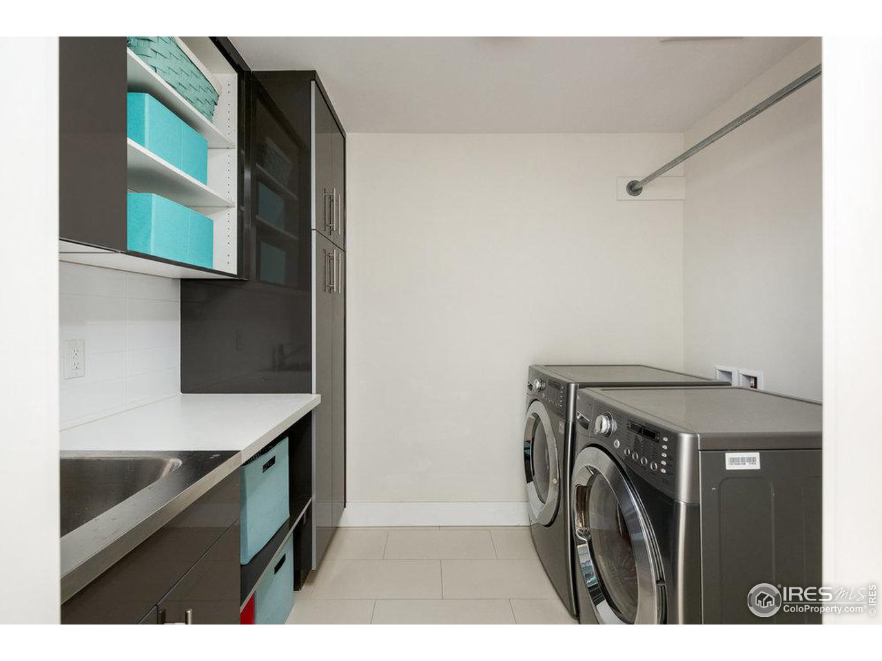 3221 8th Street Boulder, CO 80304 - Photo 25 of 40 a utility room with dryer and washer