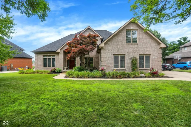 $809,000 | 1324 Eagle Valley Drive, Greenwood, IN 46143