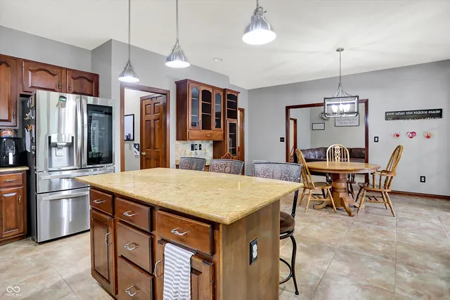 $809,000 | 1324 Eagle Valley Drive, Greenwood, IN 46143