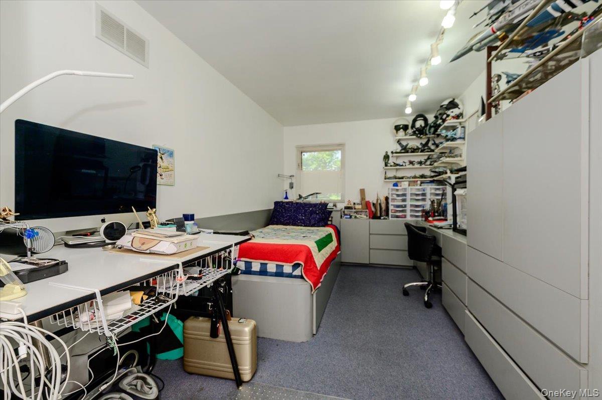239 Hungry Harbor Road Valley Stream, NY 11581 - Photo 18 of 29 Bedroom #3