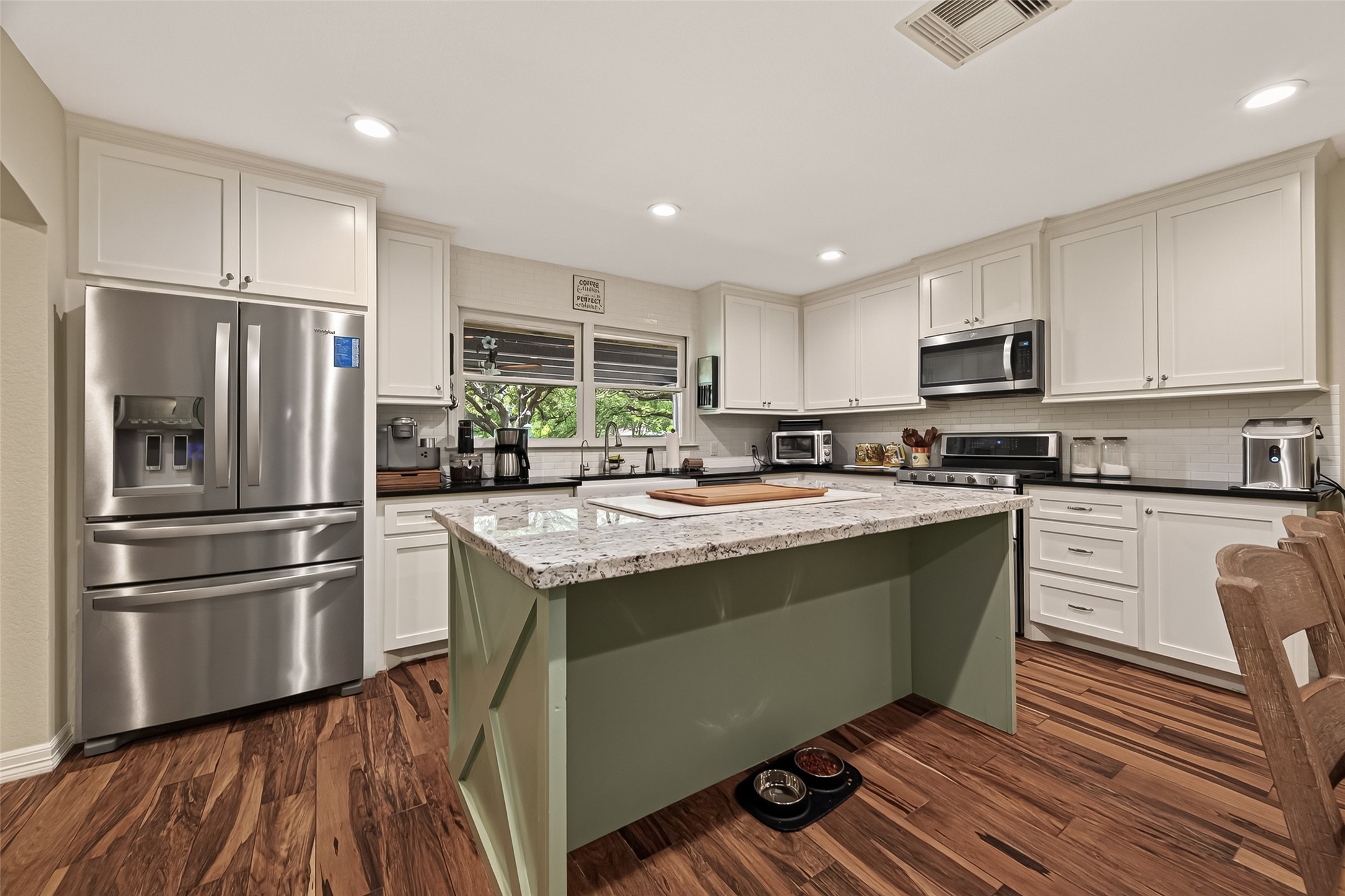 5606 Highland Road Santa Fe, TX 77517 - Photo 16 of 47 Gallery Image 16