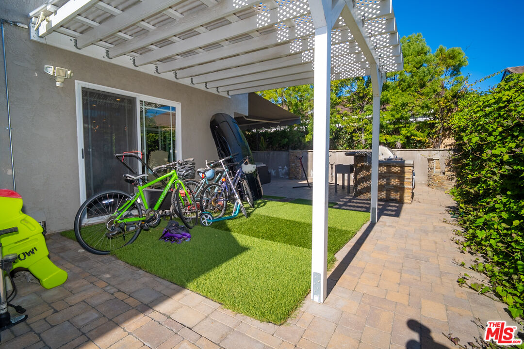 879 Shadowgrove Street Brea, CA 92821 - Photo 28 of 37 a view of a porch with furniture